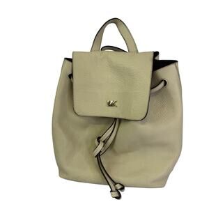 Michael Kors junie flap medium backpack